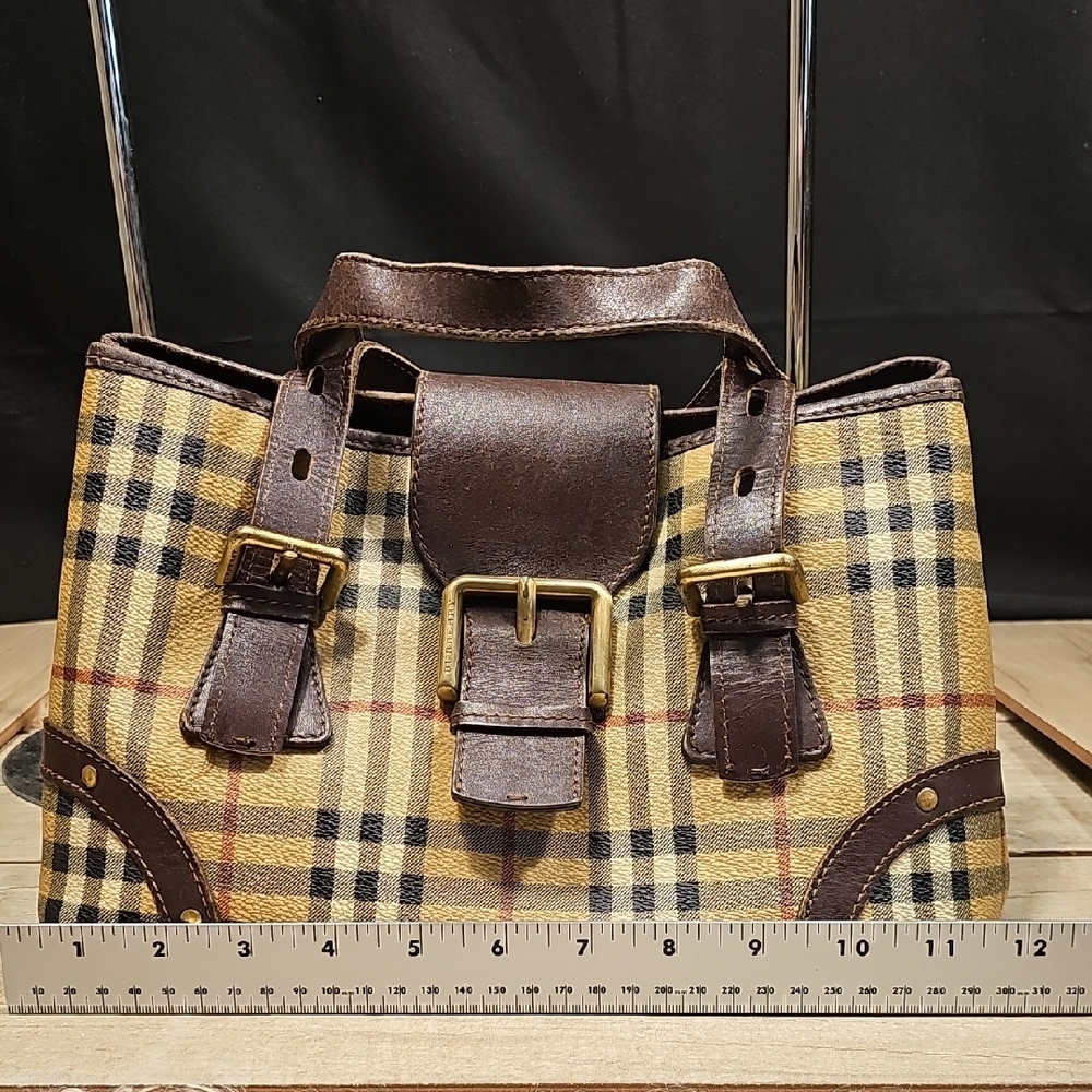 Burburry London Plaid Brown Leather  Bagw/COA - Picture 3 of 10
